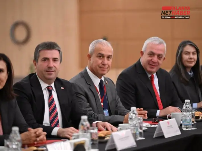 Başkan Özçelik Ankara'da TBB Zirvesinde