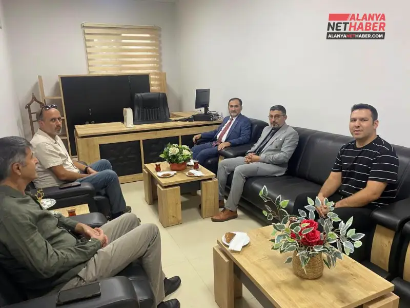 Gençlerin Yüreğine Dokunan Manevi Dokunuş