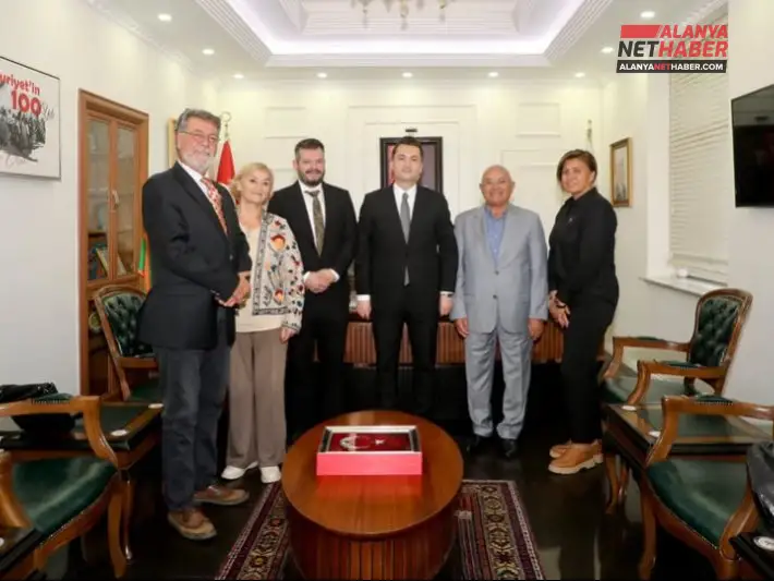 Kaymakam Öztürk Alaiye Türk Müziği Topluluğunu Ağırladı