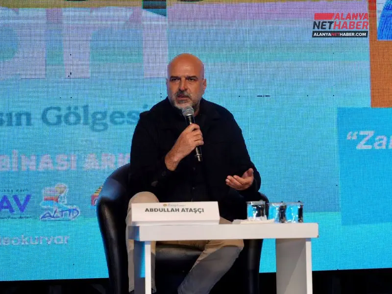 Kitapseverlerin Gözü Kulağı Fuar Sahnesindeydi