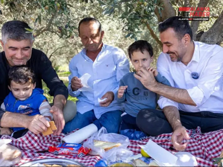Manavgat Üreticisinin Yüzü Hasatta Güldü