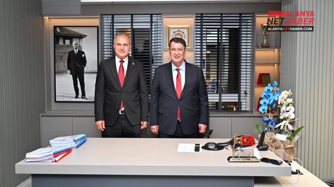 Alanya Esnafından Adlıhan Dere'ye Vefa Sözü