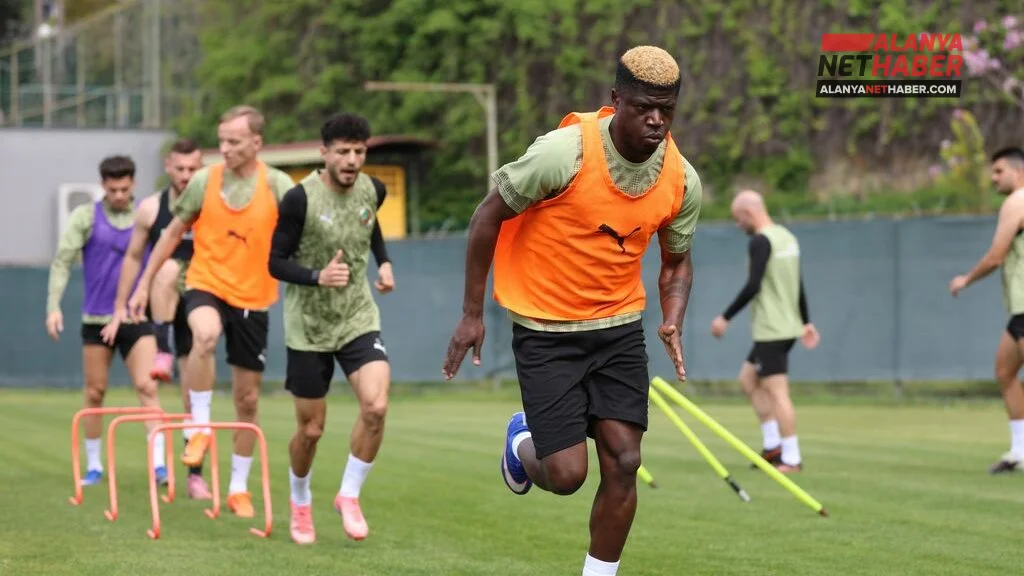 Turuncu Yeşil Antalya'ya Bileniyor