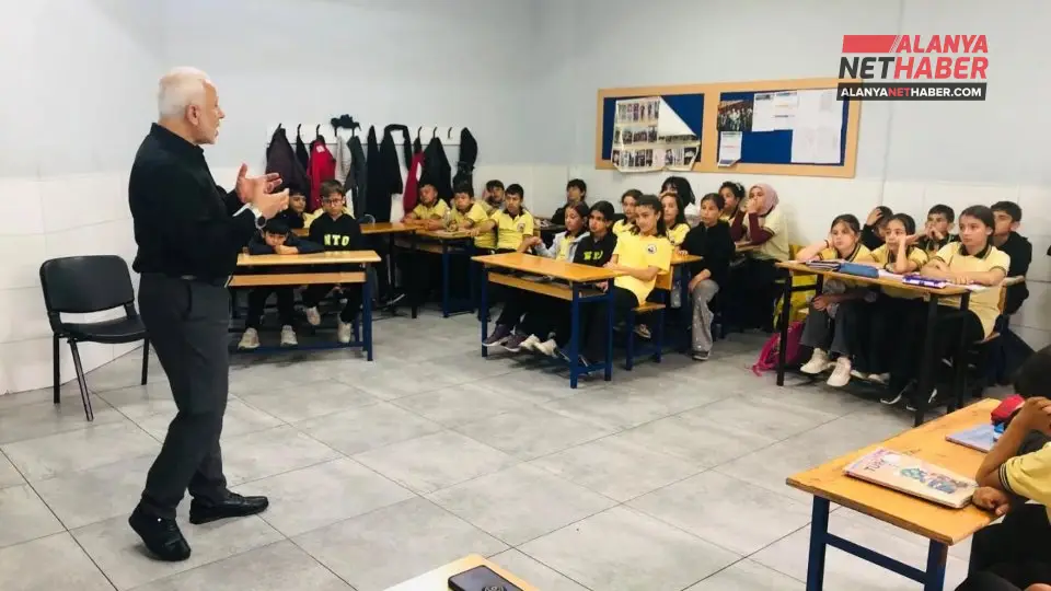 Alanya Öğrencilerine Bayram Öncesi Değerler Pusulası