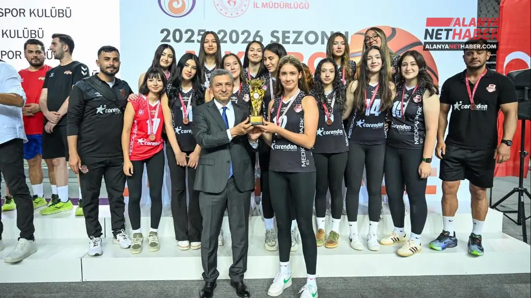Antalya’nın Genç Yıldızları Şampiyonluk Kürsüsüne Çıktı