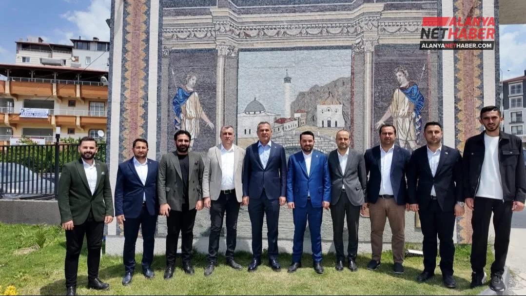 عزز الرئيس تافل علاقات الإخوان في أنطاكيا